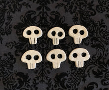 Load image into Gallery viewer, Ceramic Skull Buttons