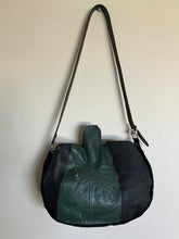 Load image into Gallery viewer, Jack O Lantern Shoulder Bag