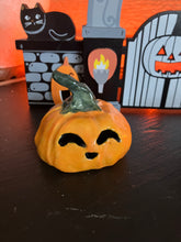 Load image into Gallery viewer, Ceramic Jack O Lanterns