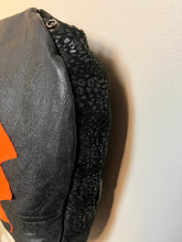 Load image into Gallery viewer, Jack O Lantern Shoulder bag